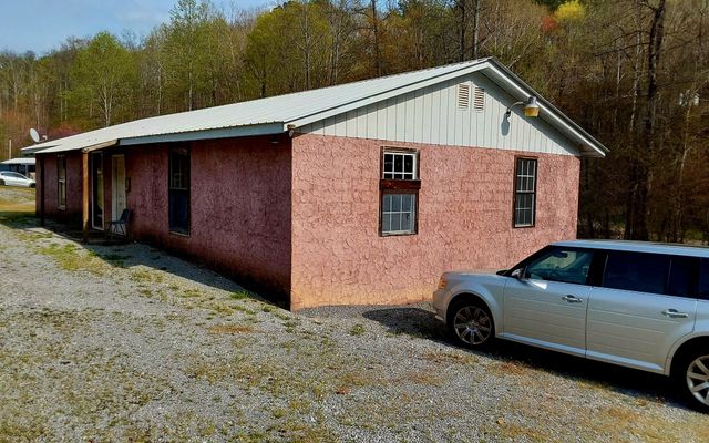 1031 County Road 110, Athens, TN 37303