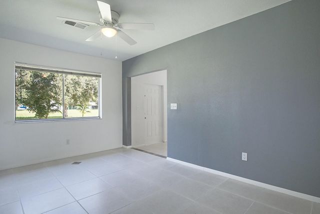 737 SW Belmont Circle, Port St Lucie, FL 34953