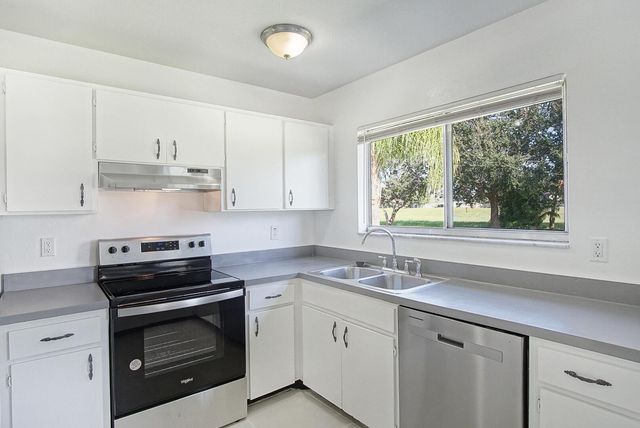 737 SW Belmont Circle, Port St Lucie, FL 34953