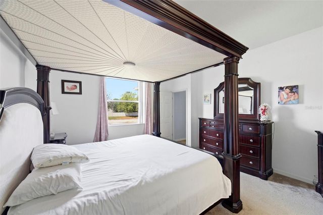 6823 GREEN HERON DRIVE, Wesley Chapel, FL 33545