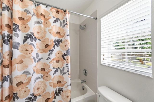 6823 GREEN HERON DRIVE, Wesley Chapel, FL 33545