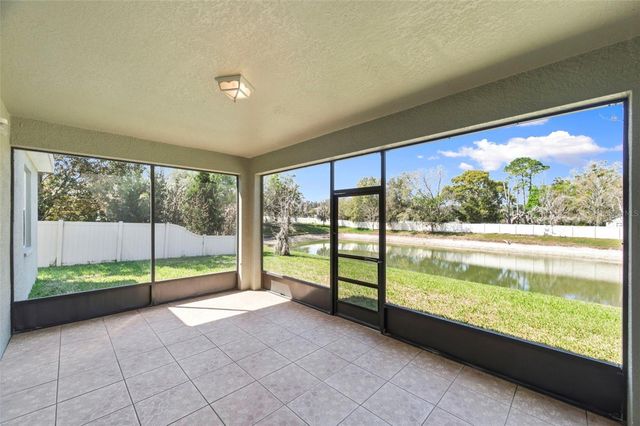 6823 GREEN HERON DRIVE, Wesley Chapel, FL 33545