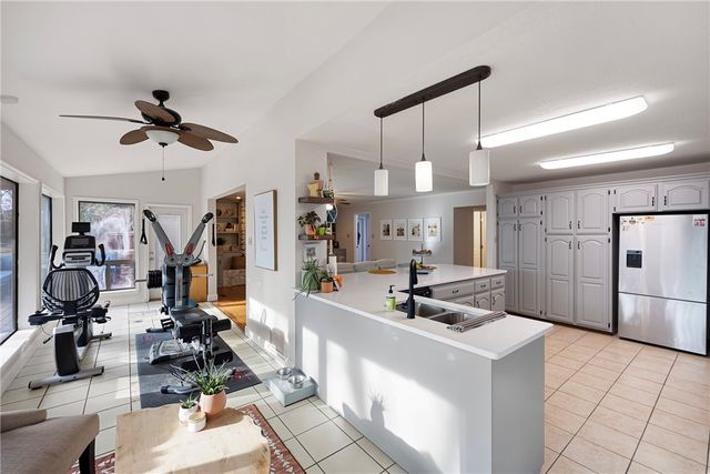 1424 Lands End, Russellville, AR 72802