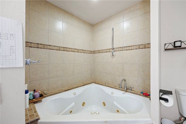 1424 Lands End, Russellville, AR 72802