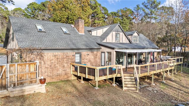 1424 Lands End, Russellville, AR 72802