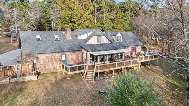 1424 Lands End, Russellville, AR 72802