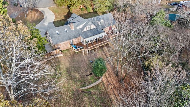 1424 Lands End, Russellville, AR 72802