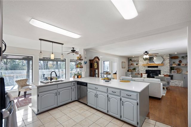 1424 Lands End, Russellville, AR 72802