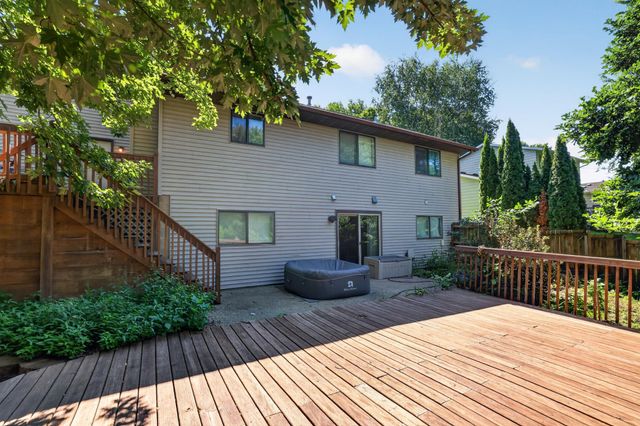 929 Byron Avenue N, Byron, MN 55920
