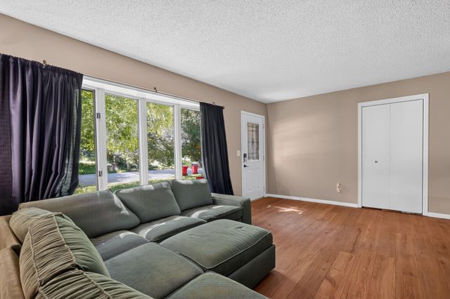929 Byron Avenue N, Byron, MN 55920