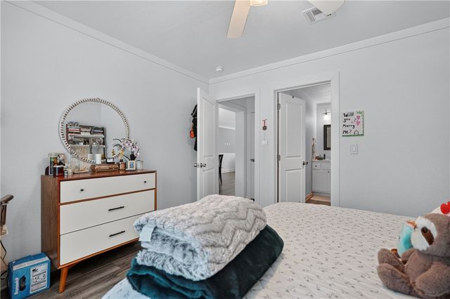 5416 Raymond Stotzer Parkway, College Station, TX 77845