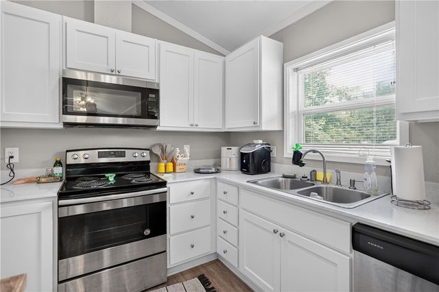 5416 Raymond Stotzer Parkway, College Station, TX 77845
