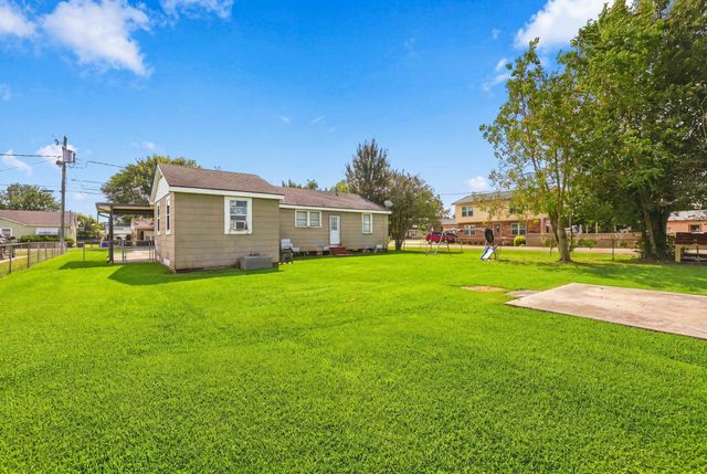 812 Jefferson, Thibodaux, LA 70301