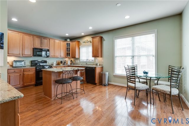 704 Taylors Hill Ct, Manakin Sabot, VA 23103