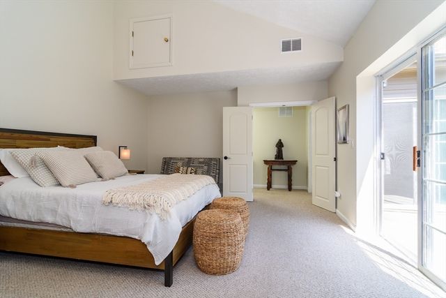 62 Voyagers Ln 62, Ashland, MA 01721