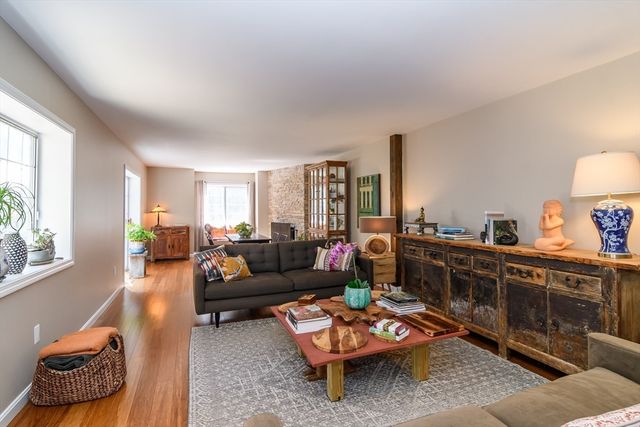 62 Voyagers Ln 62, Ashland, MA 01721