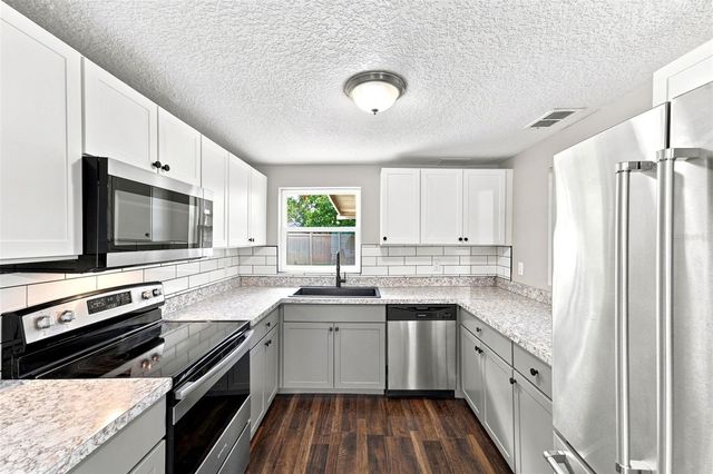 259 COLOMBA ROAD, Debary, FL 32713