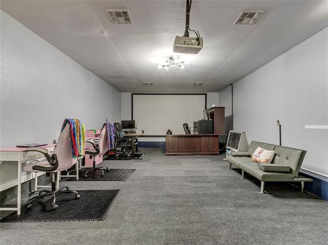 9825 SE 43rd Street, Oklahoma City, OK 73150