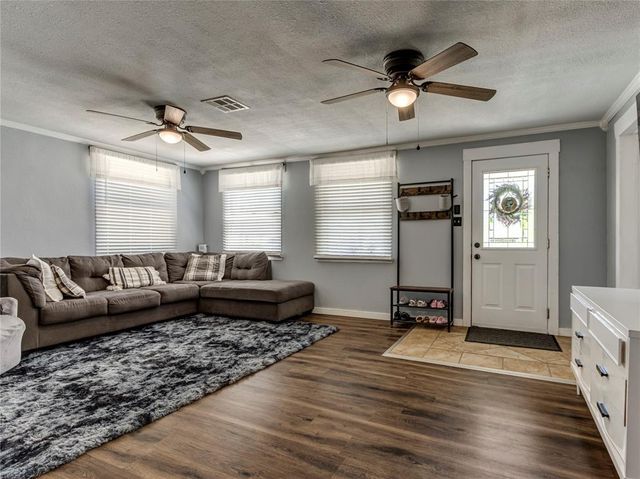 9825 SE 43rd Street, Oklahoma City, OK 73150