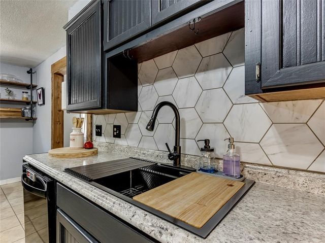 9825 SE 43rd Street, Oklahoma City, OK 73150