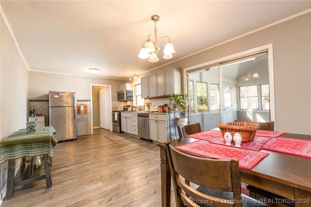 823 E Donaldson Avenue, Raeford, NC 28376