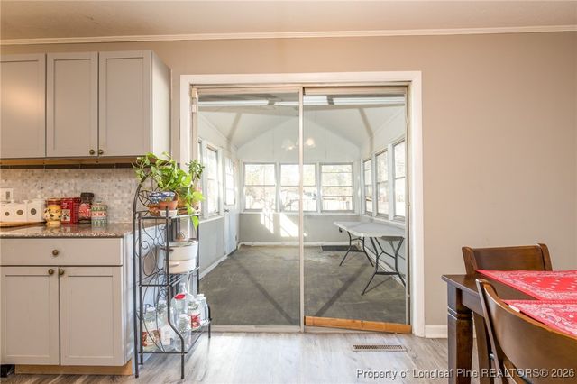 823 E Donaldson Avenue, Raeford, NC 28376