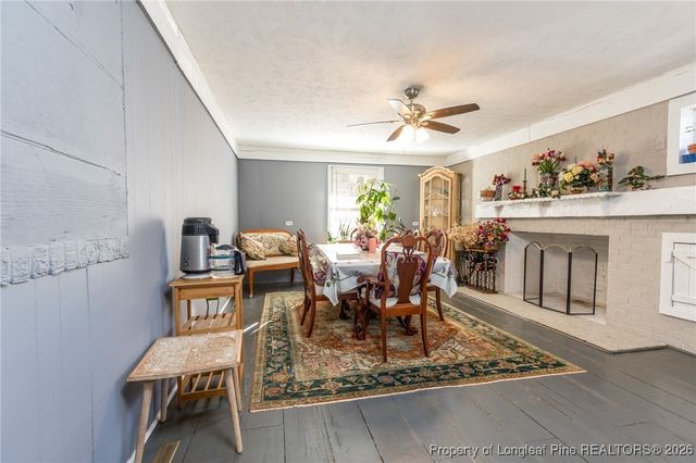 823 E Donaldson Avenue, Raeford, NC 28376