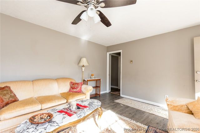 823 E Donaldson Avenue, Raeford, NC 28376