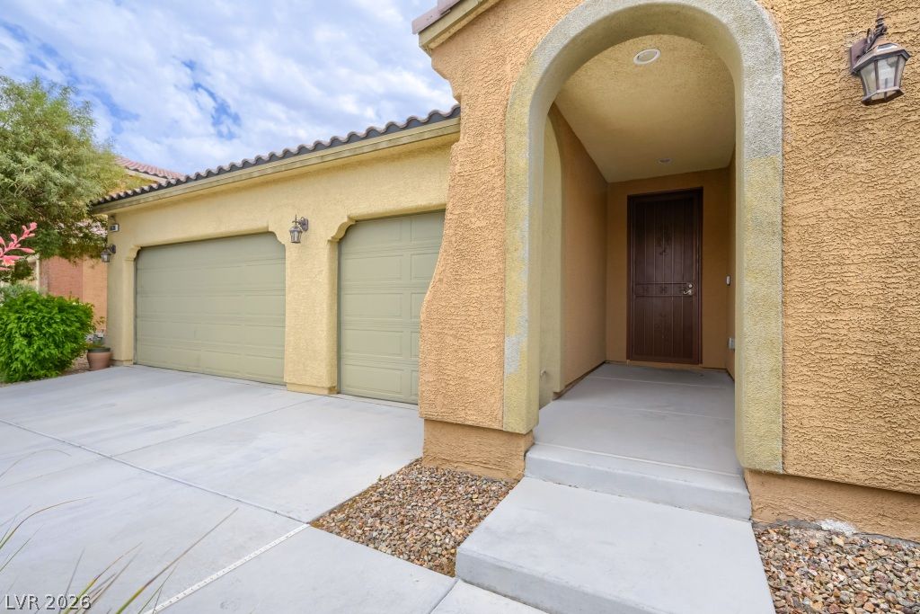 6636 Chelton Oaks Street, North Las Vegas, NV 89084 — photo 4