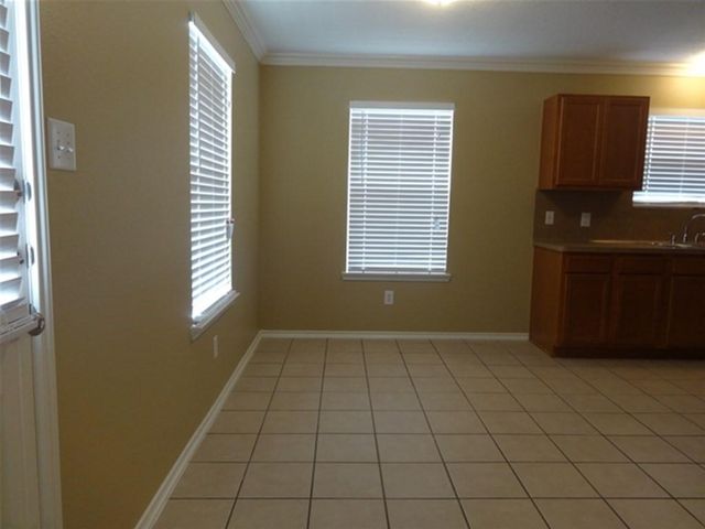 8918 Farm Ridge Lane, Humble, TX 77338