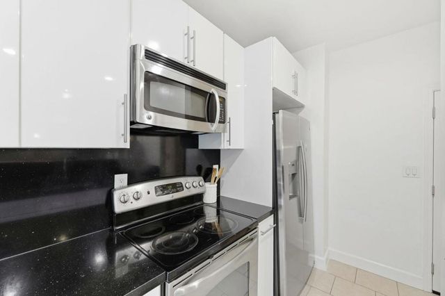 128 Cuesta Drive 5, Los Altos, CA 94022