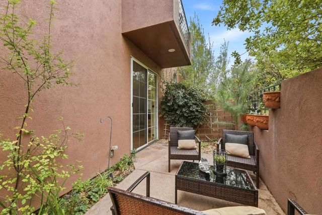 128 Cuesta Drive 5, Los Altos, CA 94022