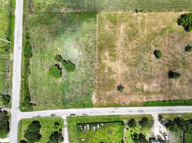 7720 Beasley Street, Hitchcock, TX 77563