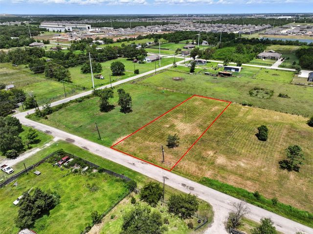 7720 Beasley Street, Hitchcock, TX 77563