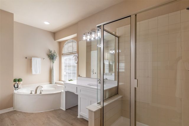 8225 Painted Tree Trail, Fort Worth, TX 76131
