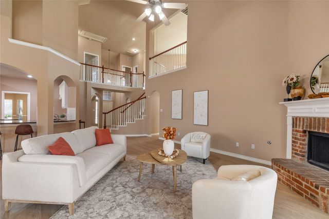 8225 Painted Tree Trail, Fort Worth, TX 76131