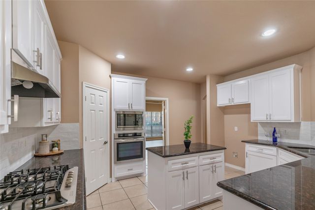 8225 Painted Tree Trail, Fort Worth, TX 76131