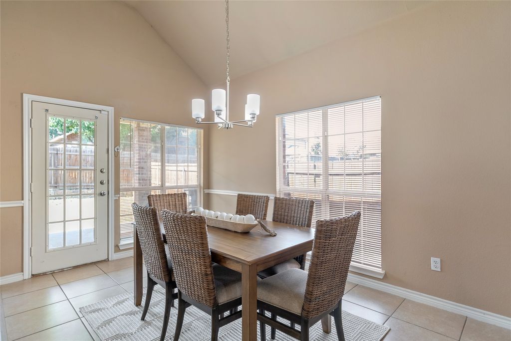 8225 Painted Tree Trail, Fort Worth, TX 76131 — photo 5