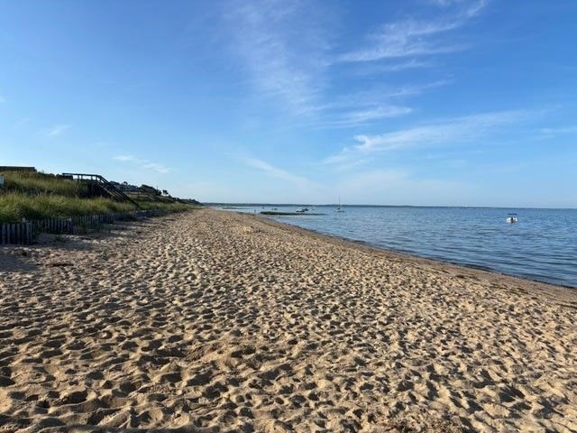455 Kingsbury Beach Rd, Eastham, MA 02642