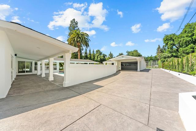 3341 Adams Rd, Sacramento, CA 95864