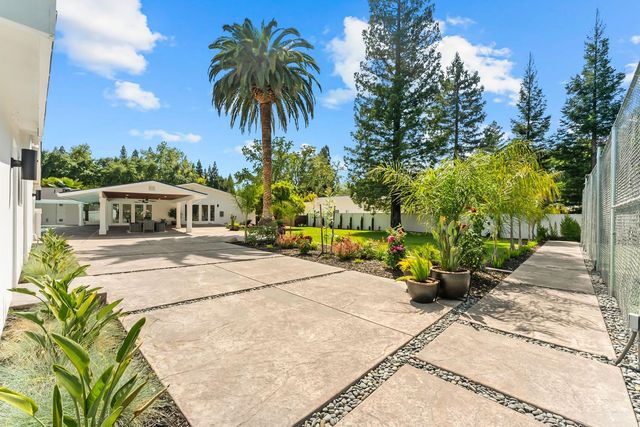 3341 Adams Rd, Sacramento, CA 95864