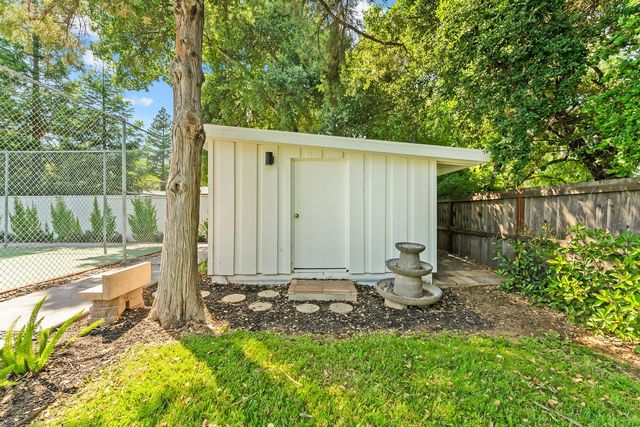 3341 Adams Rd, Sacramento, CA 95864