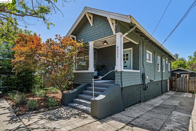 6521 Dover St, Berkeley, CA 94703