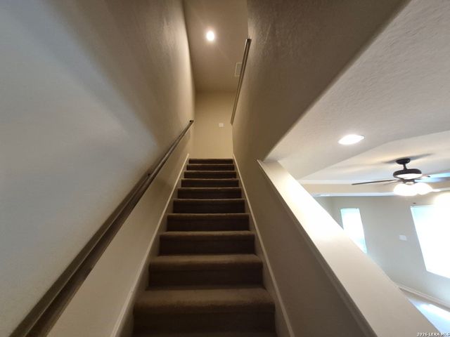 7014 Lakeview Dr Unit 102, San Antonio, TX 78244