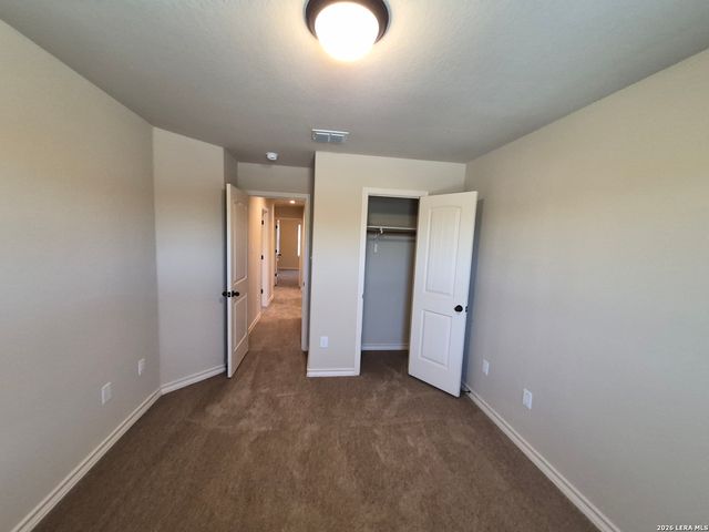 7014 Lakeview Dr Unit 102, San Antonio, TX 78244