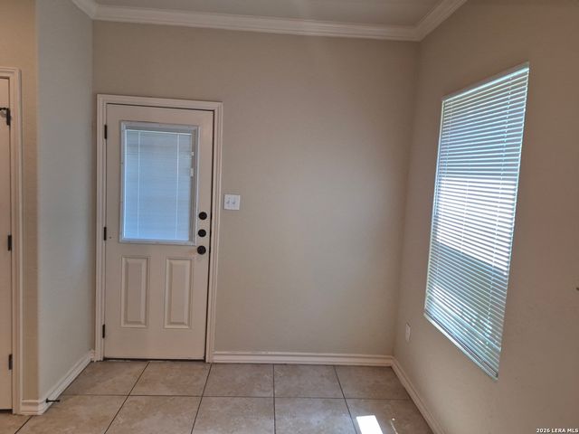 7014 Lakeview Dr Unit 102, San Antonio, TX 78244