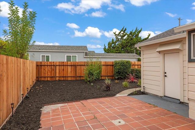 2229 103rd Avenue, Oakland, CA 94603