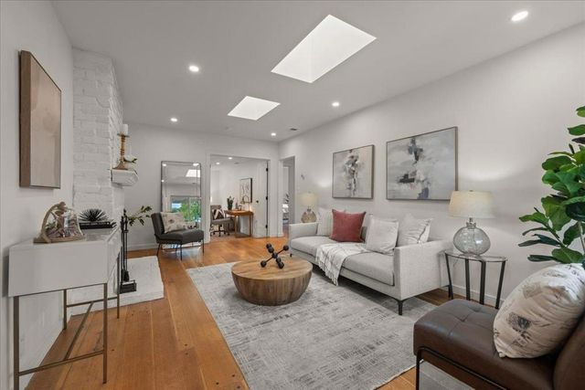 2229 103rd Avenue, Oakland, CA 94603