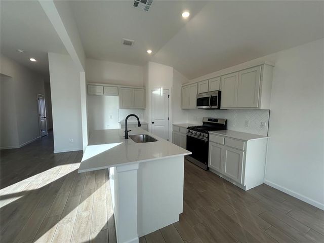 20658 Brush Creek Boulevard, Harrah, OK 73045