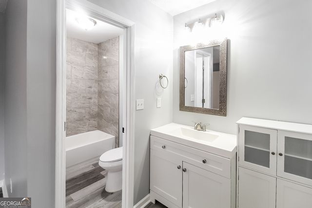 8630 Cedar Creek Ridge, Riverdale, GA 30274